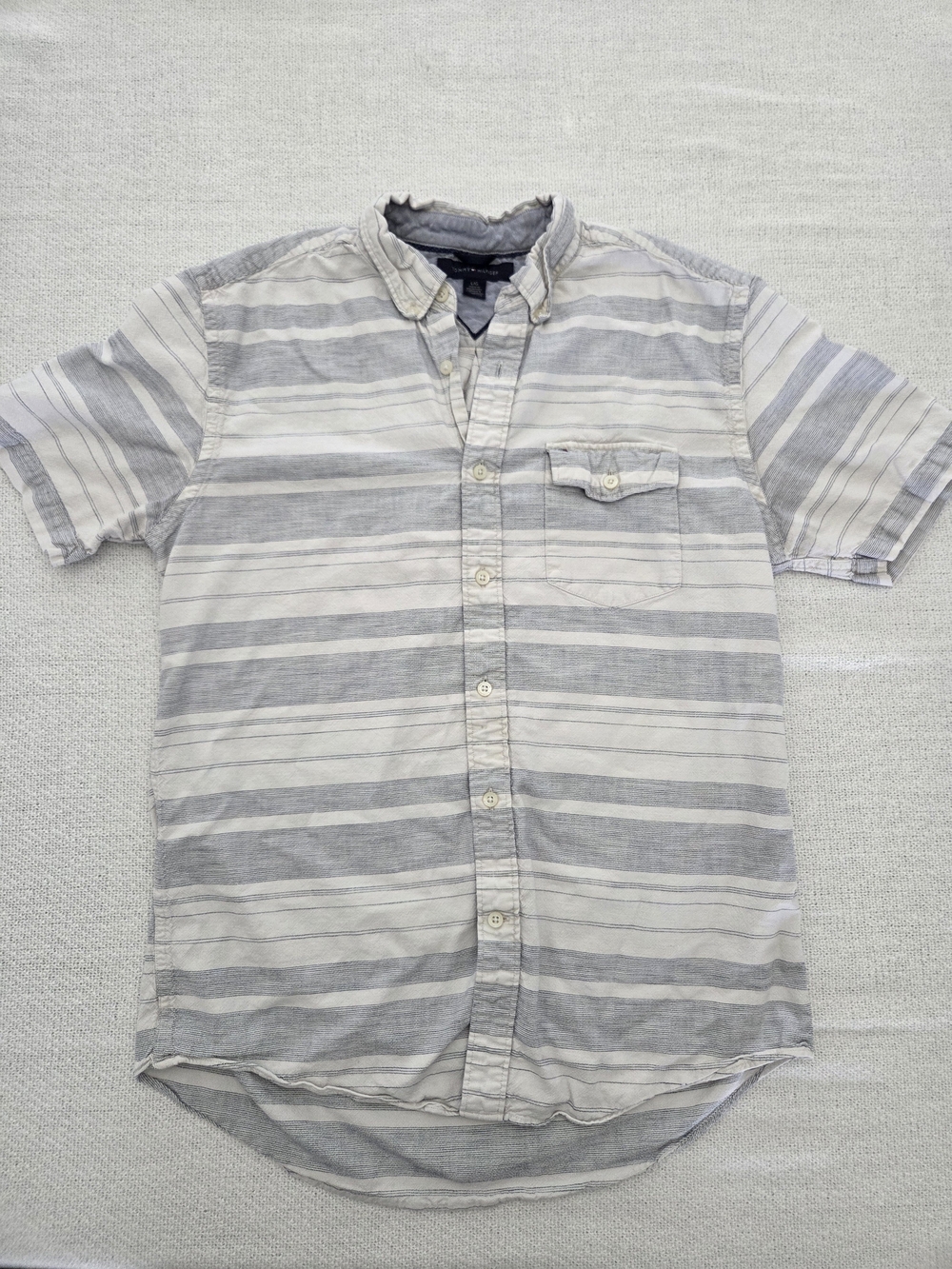 Tommy Hilfiger Men's Short-Sleeve Stripe Button-Down Shirt - White & Light Blue